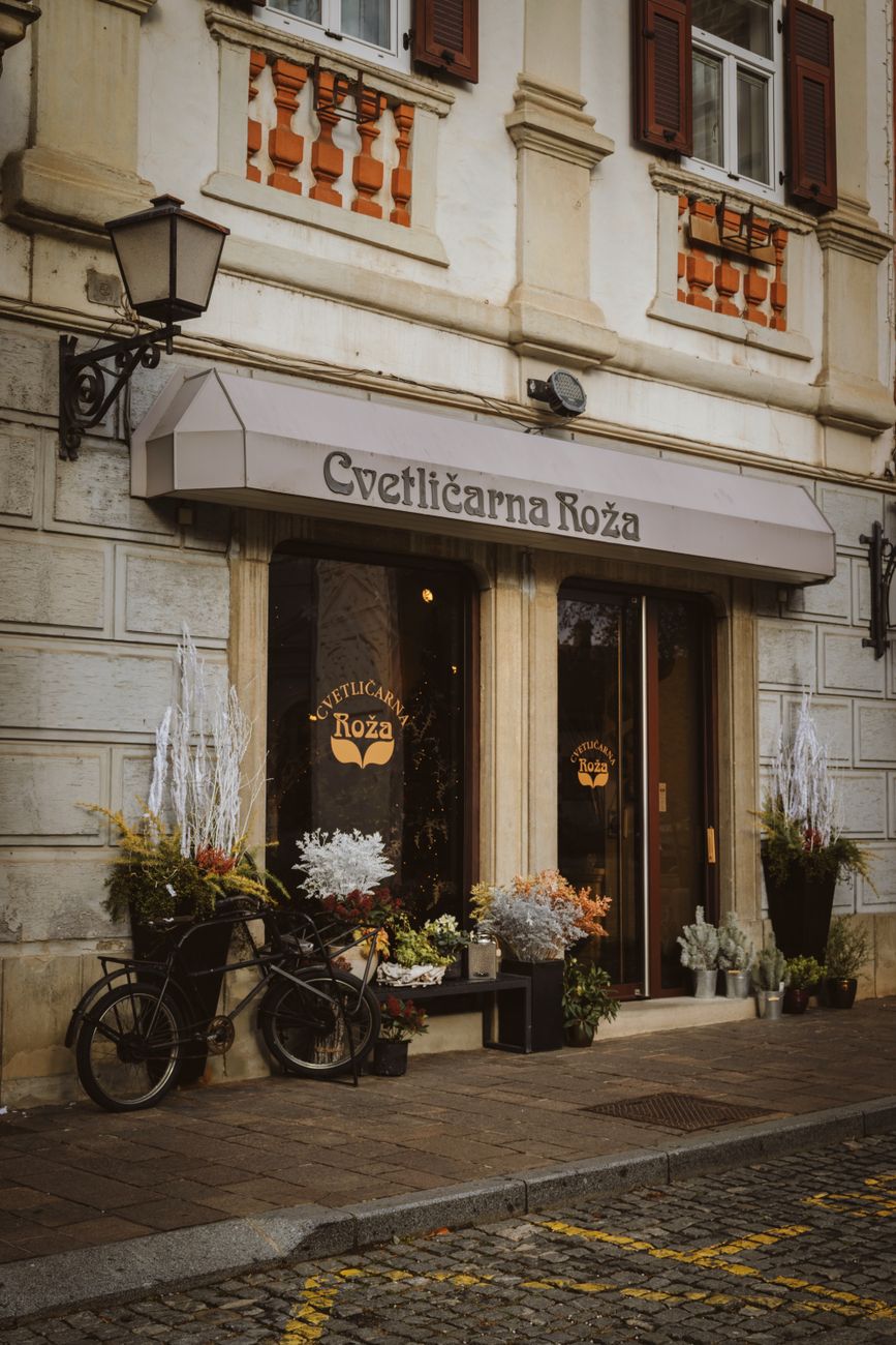 Cvetličarna Iris, Trubarjeva cesta 24, Ljubljana